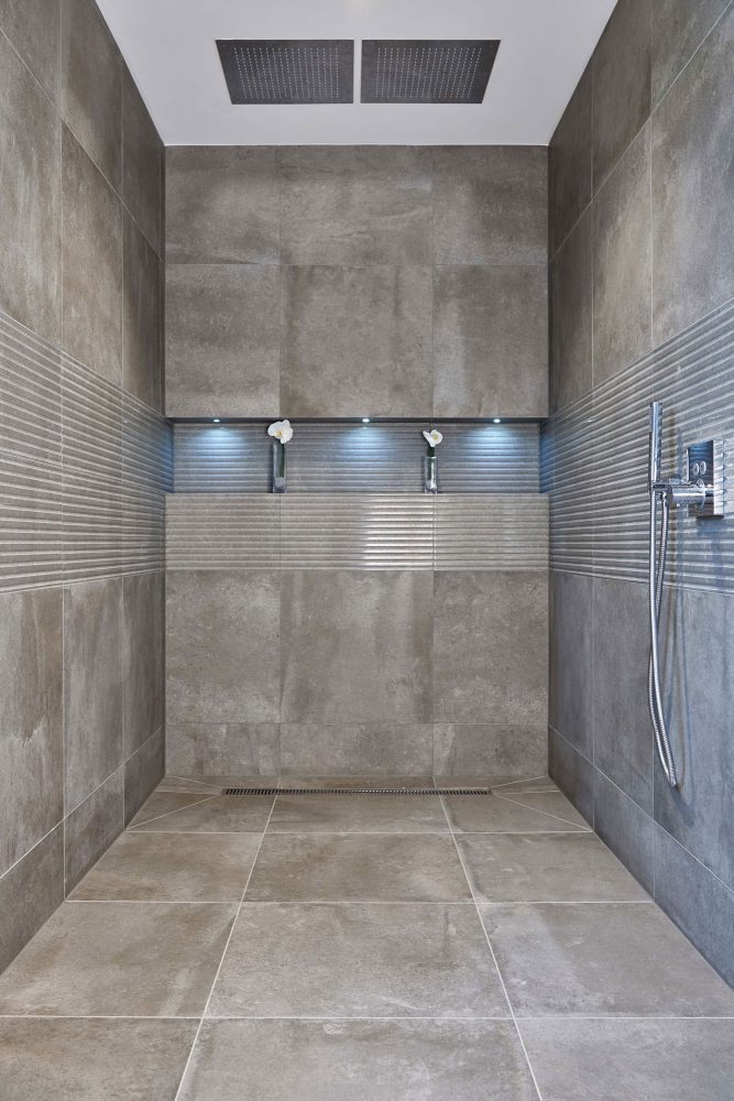 Additional lifestyle image for Piemme Bits and Pieces Pewter Smoke - 800 x 800  x 11 mm