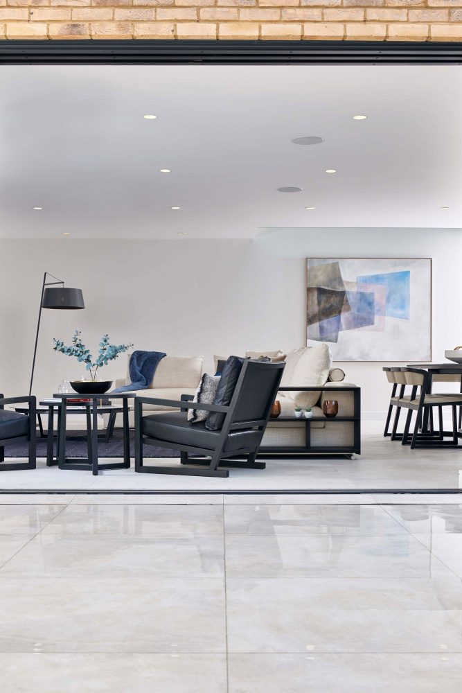 Additional lifestyle image for Piemme Bits and Pieces Powder Bone - 300 x 600  x 10 mm