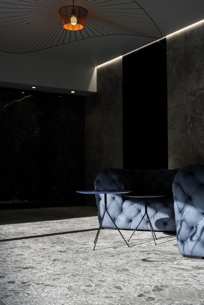 Additional lifestyle image for Ariostea Fragmenta Grigio Luminoso - 600 x 600  x 10 mm