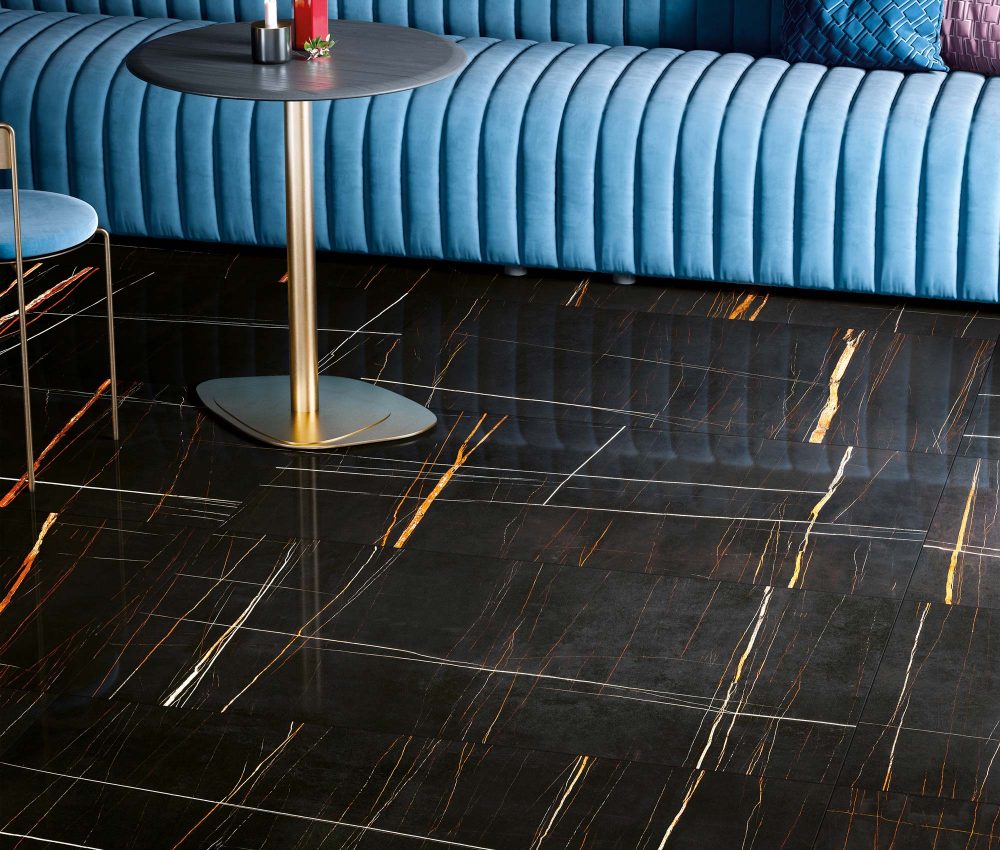 Additional lifestyle image for Ariostea Ultra Marmi Sahara Noir - 750 x 750 x 6 mm