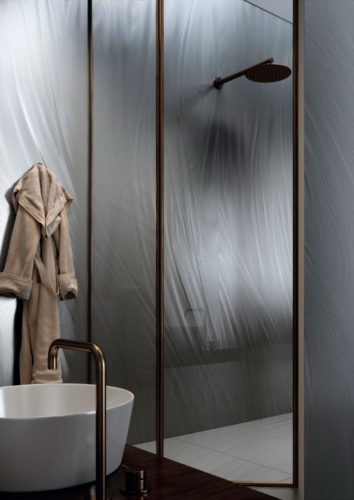 Lifestyle image for Ariostea Luce Silver - 1000 x 1000  x 6 mm