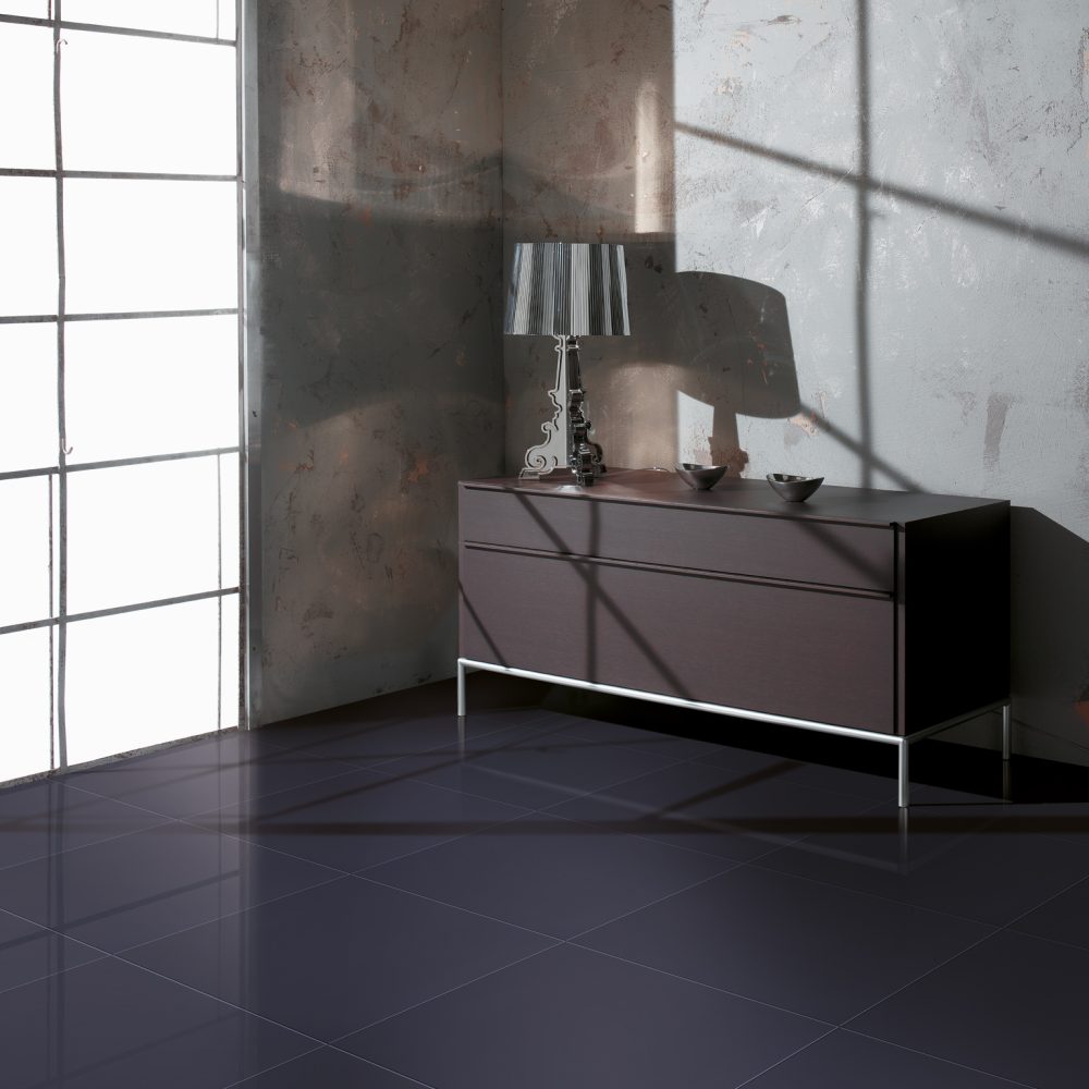 Additional lifestyle image for Ariostea Ultra Iridium Nero - 1500 x 1500  x 6 mm