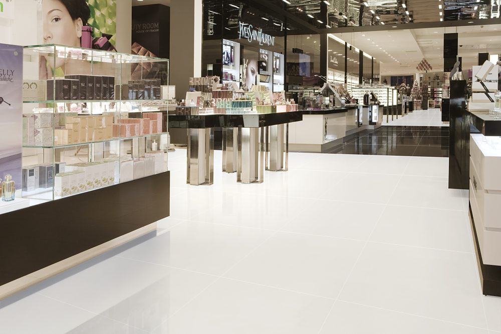 Lifestyle image for Nabel Brillante Bianco - 600 x 600  x 10 mm