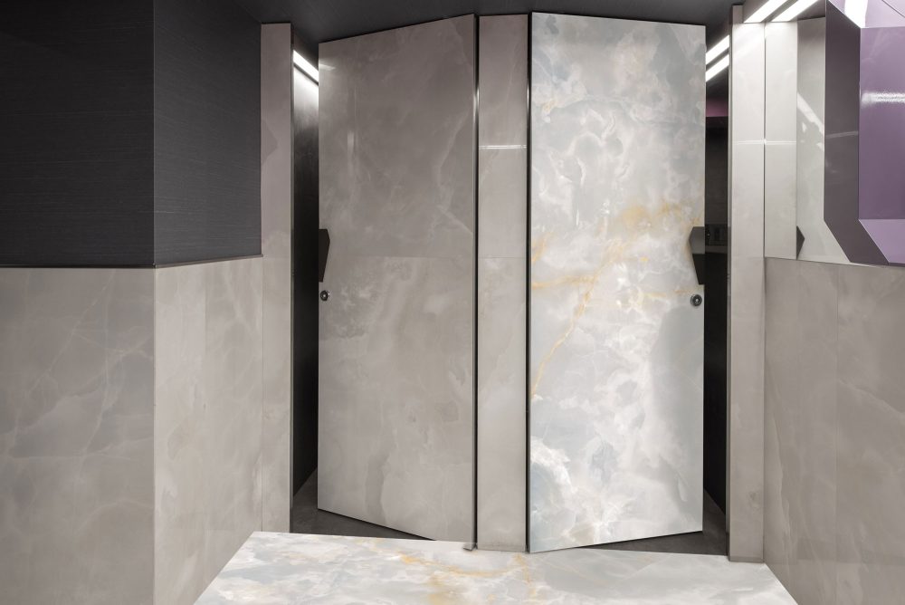 Lifestyle image for Ariostea Ultra Onici Onice Grigio - 1500 x 3000  x 6 mm